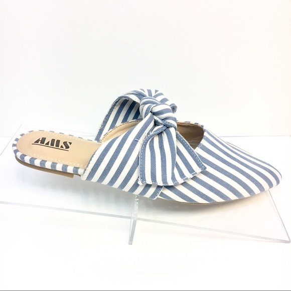 Last pair! Striped Bow Mule in White and Blue - Picture 5 of 8